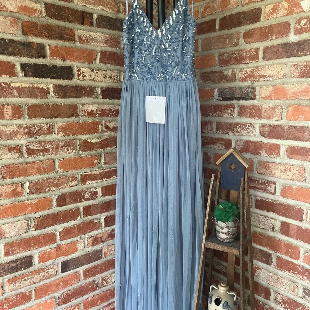Beauut beaded gown